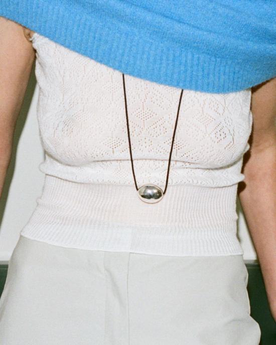  아니카 이네즈 목걸이/팬던트 라지 엘립스 네크리스 실버