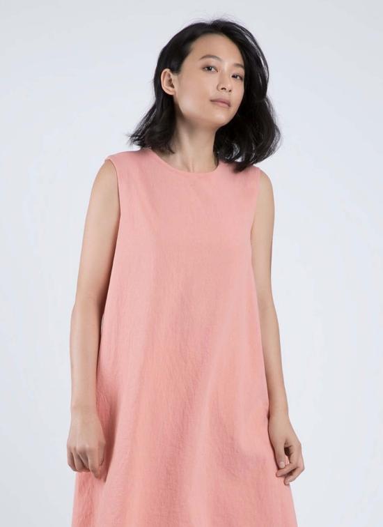  카렘 롱 원피스 턴 슬리브리스 오버랩 맥시 드레스 피치 - KAAREM