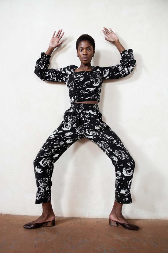  마리아 스탠리 블라우스 햄라인  코스모스 - MARIA STANLEY