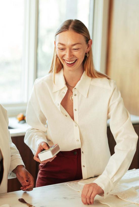  jean jones 셔츠 진 존스 펄 스냅 셔츠 화이트/탠/차콜/블랙 - JEAN JONES