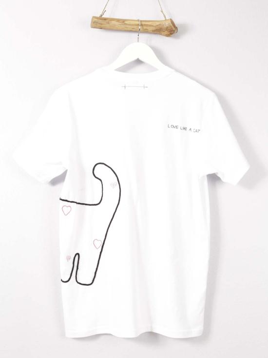  Cats with a Heart 반팔 티셔츠 하트를 가진 고양이 아미가 자수 티셔츠 화이트 - OTHER BRANDS
