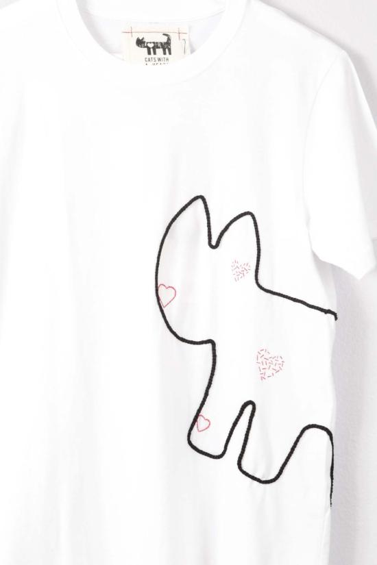  Cats with a Heart 반팔 티셔츠 하트를 가진 고양이 아미가 자수 티셔츠 화이트 - OTHER BRANDS