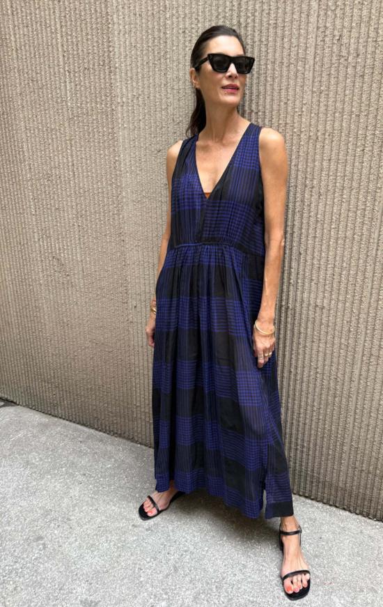  투 롱 원피스 플래드 포켓 드레스 블랙/일렉트릭 블루