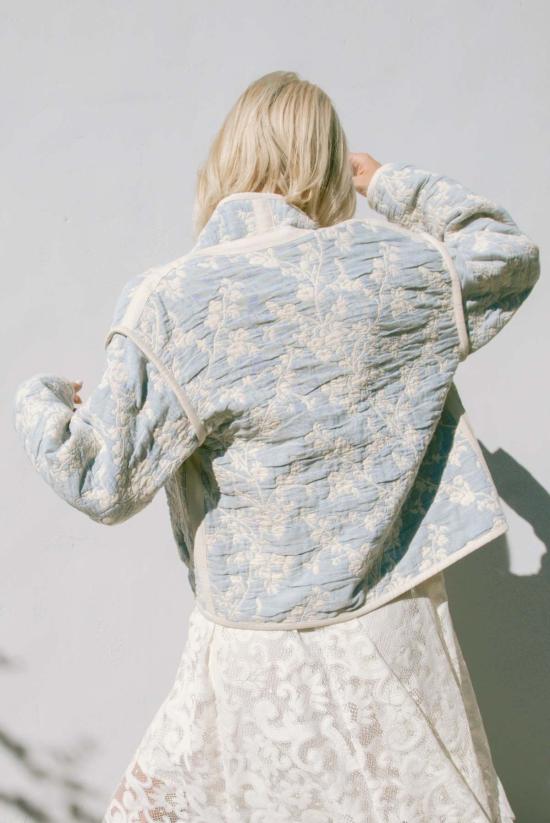  제스 미니 자켓 주니퍼 크롭 코트 콘플라워 - JESS MEANY