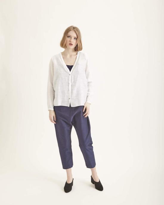  휴머노이드 블라우스 기타 셔츠 (흰색)