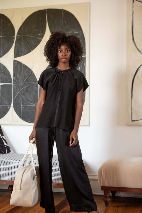  에리카 타노브 크롭 팬츠 Erica Tanov Jules 실크 샤르뫼즈 팬츠 블랙