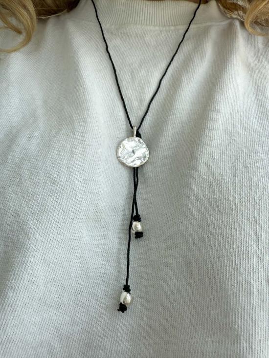  머큐리얼 스튜디오 목걸이/팬던트 실버 앤 실크 페트라 목걸이 - MERCURIAL STUDIO