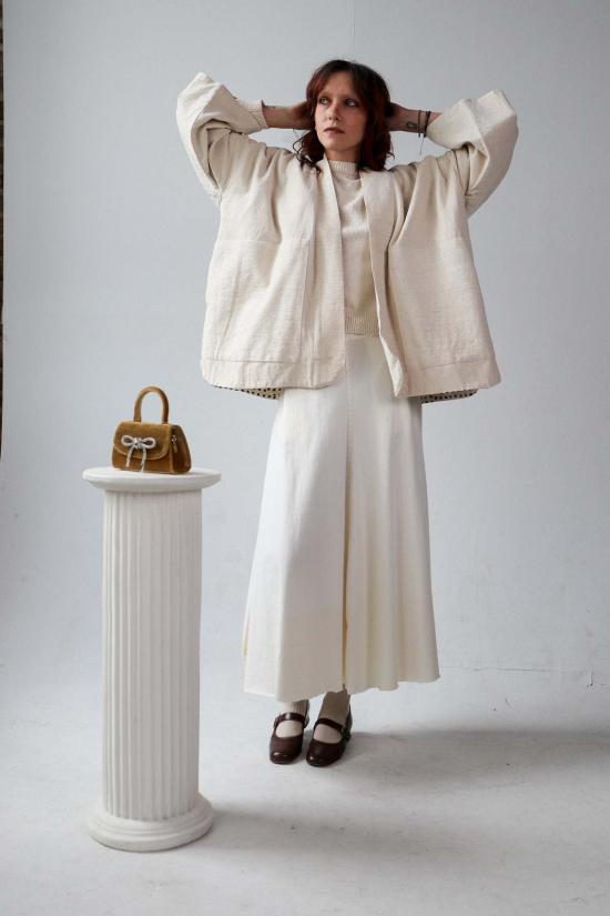  해피 프렌치 갱 코트 화이트  인사이드 도트