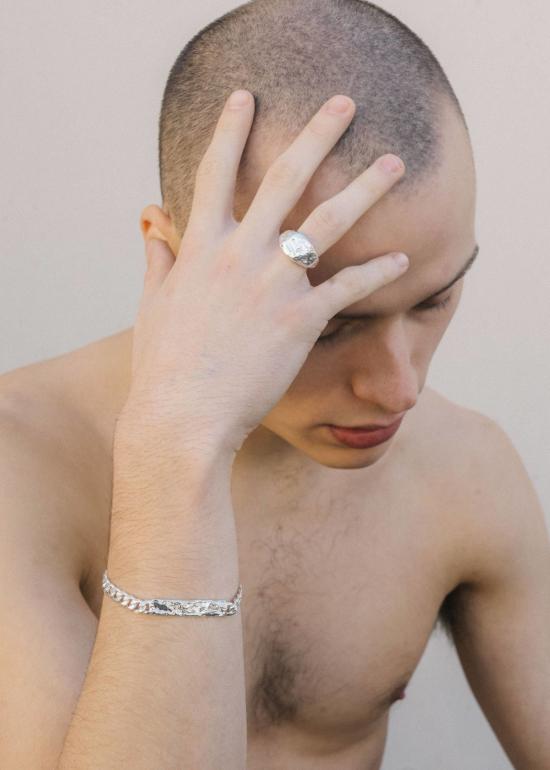  스윔 투 더 문 반지 지우 링