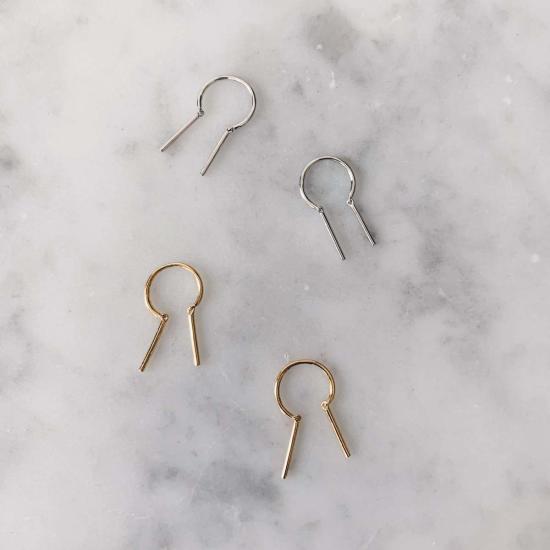  타린 토마스 이어링 레이시  싱글