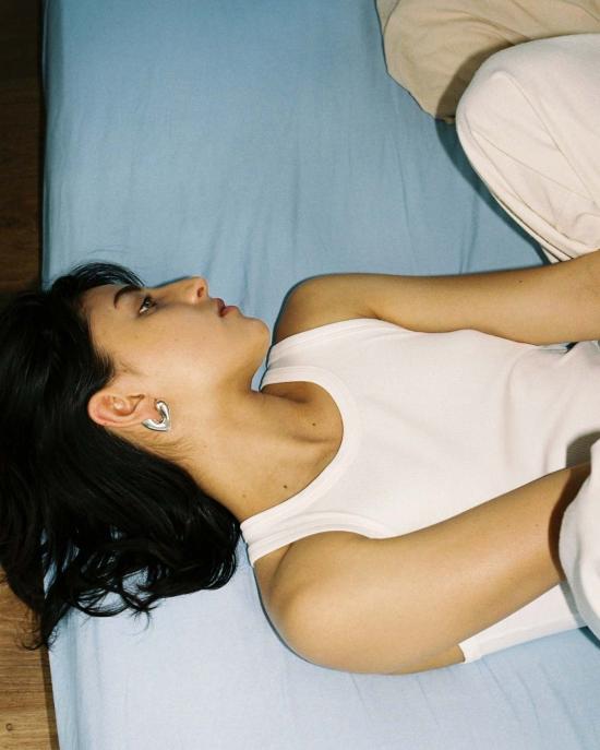  아니카 이네즈 이어링 하트 후프 골드/실버 - ANNIKA INEZ