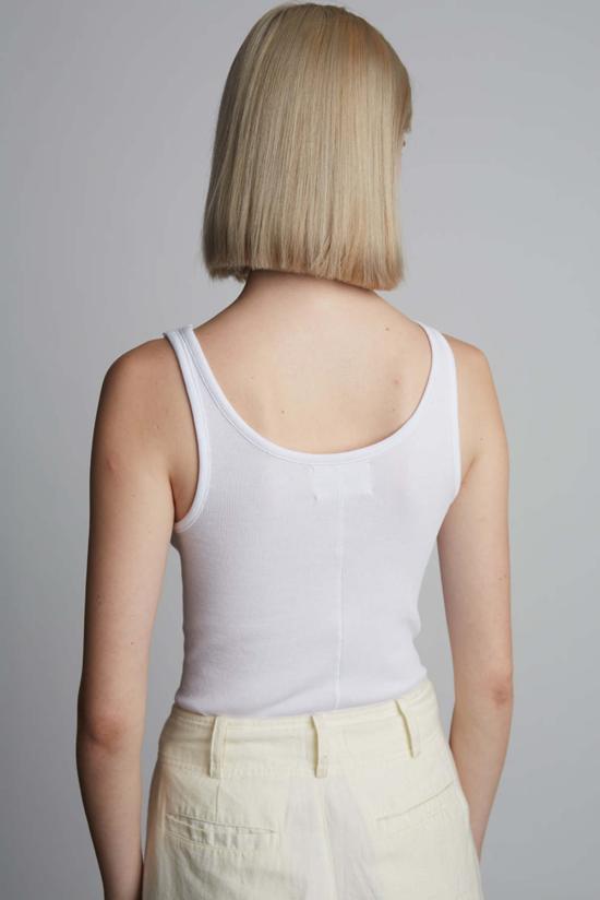  일레븐 식스 민소매 티셔츠 미아 립 탱크 화이트 - ELEVEN SIX