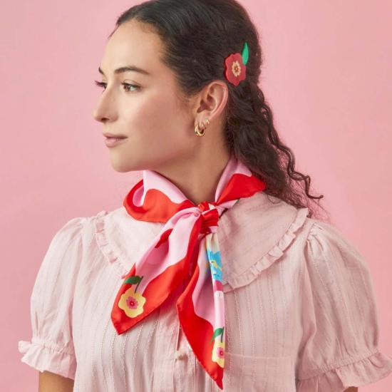  센티넬 머플러/스카프 고양이 정원 그놈 실크 중간 정사각형 스카프 - CENTINELLE