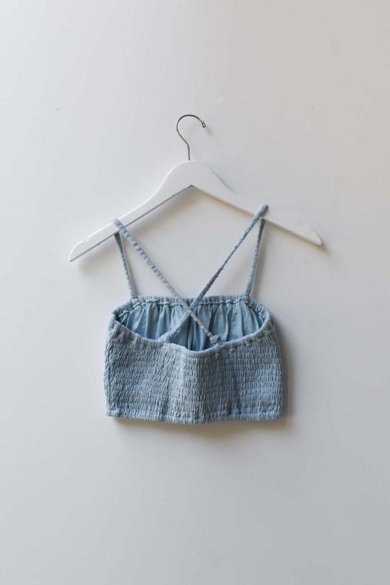  앳 던 브라 새벽에. 긴 탑 - AT DAWN.