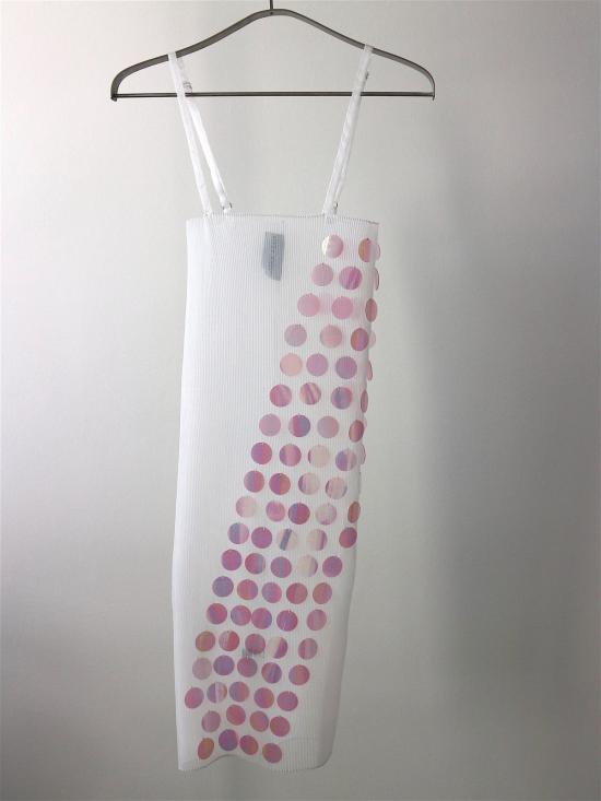  키티 조셉 숏 원피스 시스루 오르간자 크리스탈 플리츠 드레스 (스팽글 장식, 화이트)