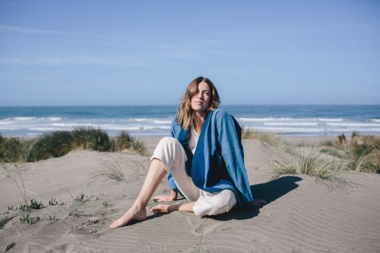  해피 프렌치 갱 코트 인디고 라이트 웨이브 - HAPPY FRENCH GANG