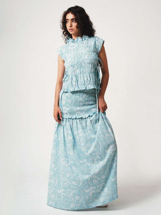  IKKIVI 롱 스커트 이키비 레이아 스커트 블루 - OTHER BRANDS