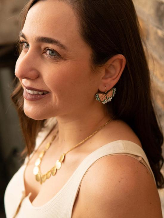  페어 아니타 이어링 비즈 나비 귀걸이 피치/틸 - FAIR ANITA