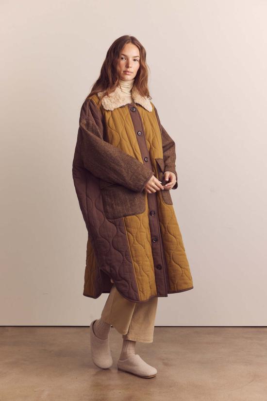  아멘테 코트 패치 퀼팅 울 블렌드 탈착식 퍼 칼라  (멀티 컬러) - AMENTE