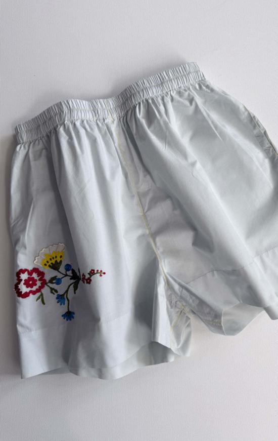  Laite 숏팬츠 라이트 플로럴 코튼 반바지 (연한 파란색)