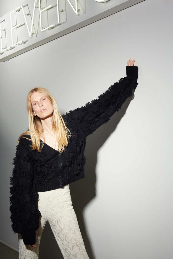  ELEVEN SIX 가디건 일레븐 식스 루엘라 카디 블랙 - OTHER BRANDS