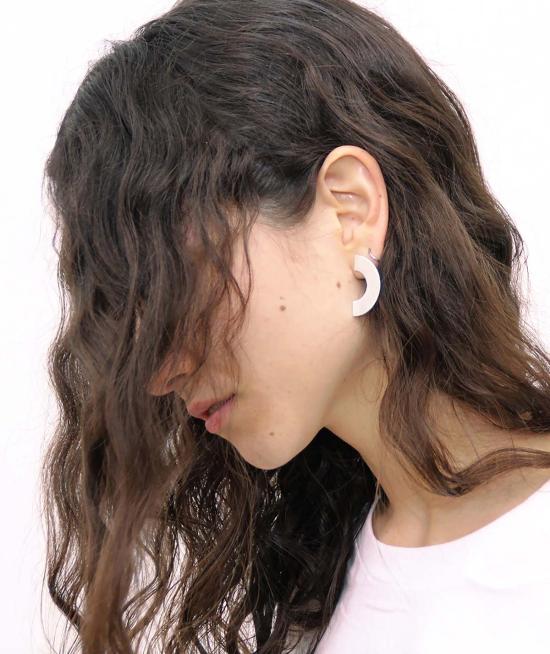  레이어스 이어링 실버 문  메탈릭 - LLAYERS