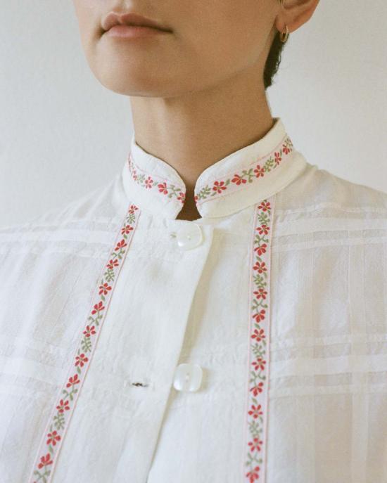  OLIVIA LATINOVICH 셔츠 올리비아 라티노비치 러브  화이트 - OLIVIA LATINOVICH