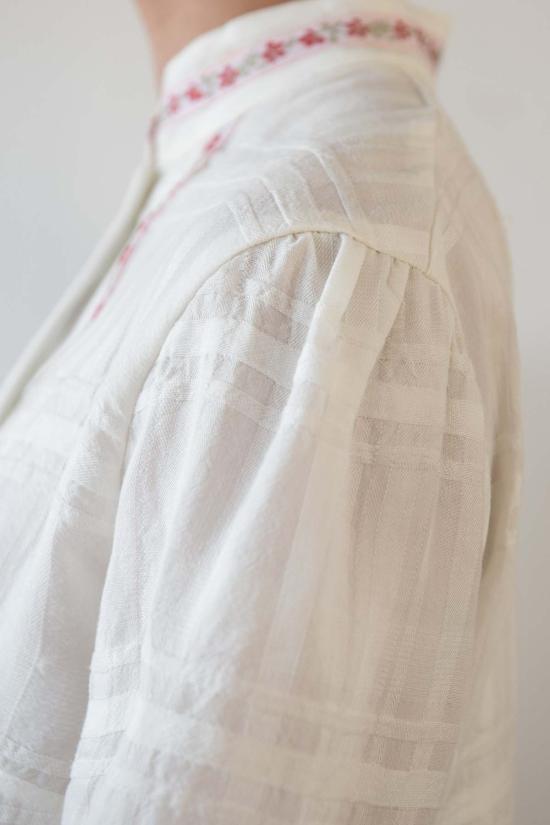  OLIVIA LATINOVICH 셔츠 올리비아 라티노비치 러브  화이트 - OLIVIA LATINOVICH