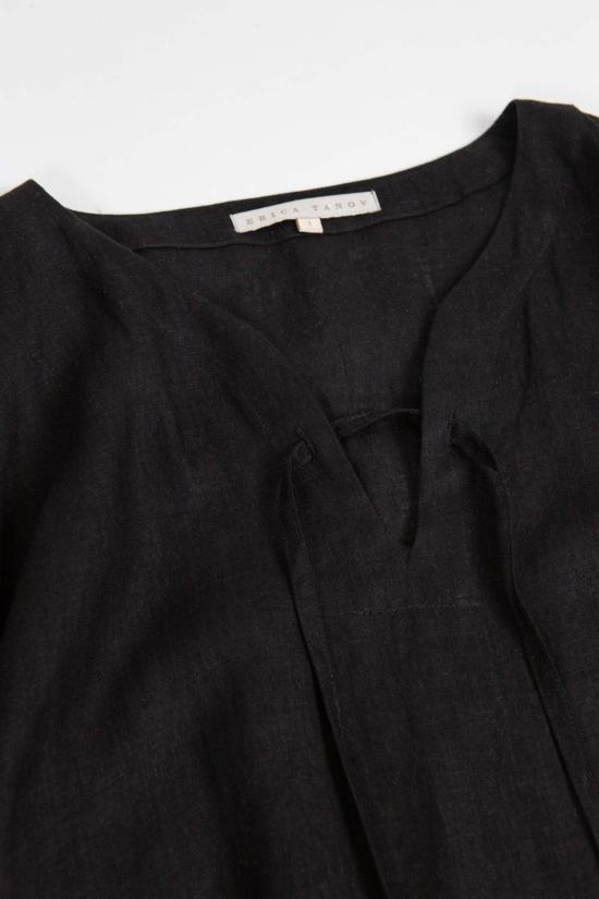  에리카 타노브 롱 원피스 Erica Tanov Girard 자수 카프탄 인 세르펜스 블랙 리넨 카프탄 - ERICA TANOV