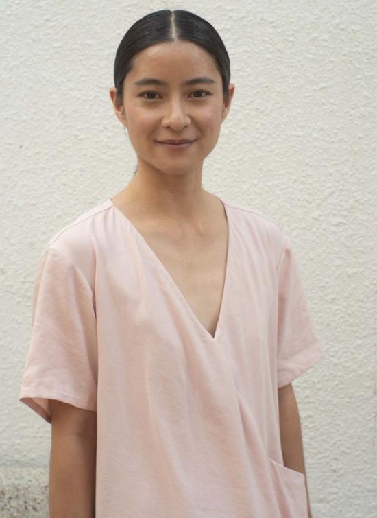  카렘 롱 원피스 Kaarem 망고 반팔 V 포켓 드레스 핑크 로즈 - KAAREM