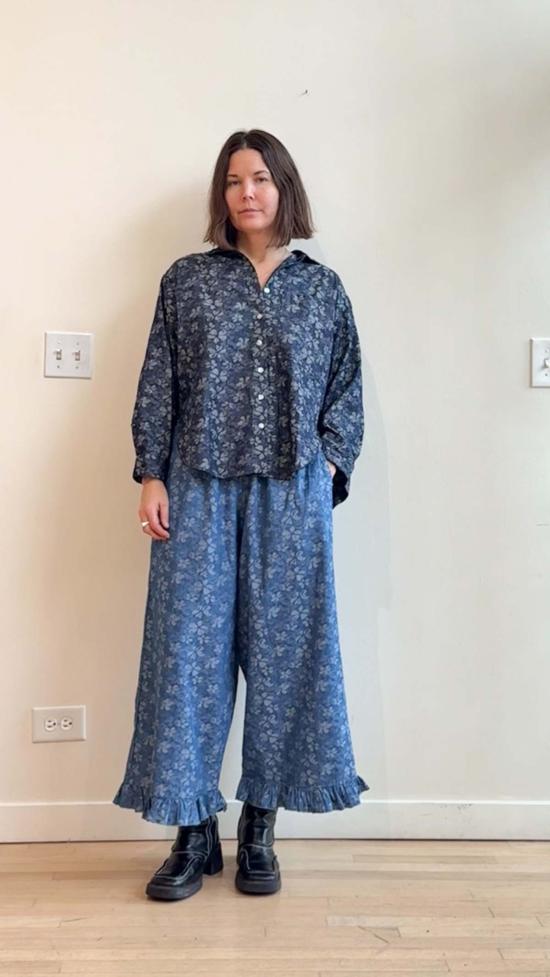  Nettle Studios 크롭 팬츠 네틀 스튜디오 러플 팬츠 플로럴 샴브레이 - OTHER BRANDS