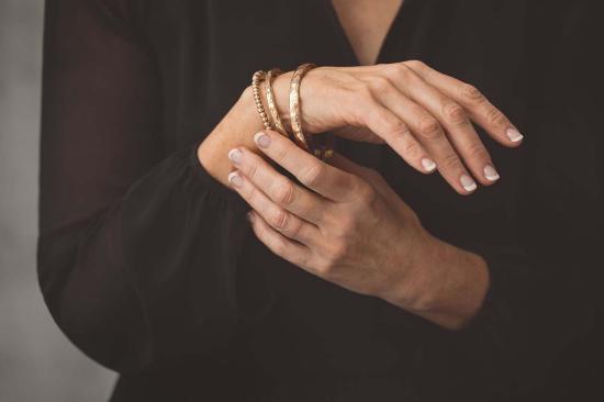  커프스 링크/타이 홀더 컬렉션 1304 슬라이스 브론즈 뱅글 - OTHER BRANDS