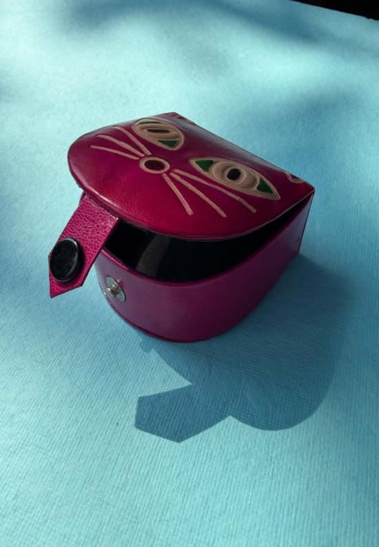  IKKIVI 가죽소품 이키비 퍼슨 금고 보석함 핑크 - IKKIVI