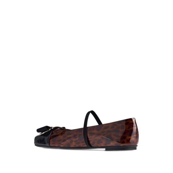  살바토레 페라가모 플랫 슈즈 페라가모  브라운 - SALVATORE FERRAGAMO