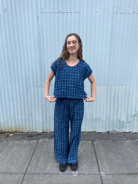  해피 프렌치 갱 블라우스 즐리아 탑 인디고 - HAPPY FRENCH GANG