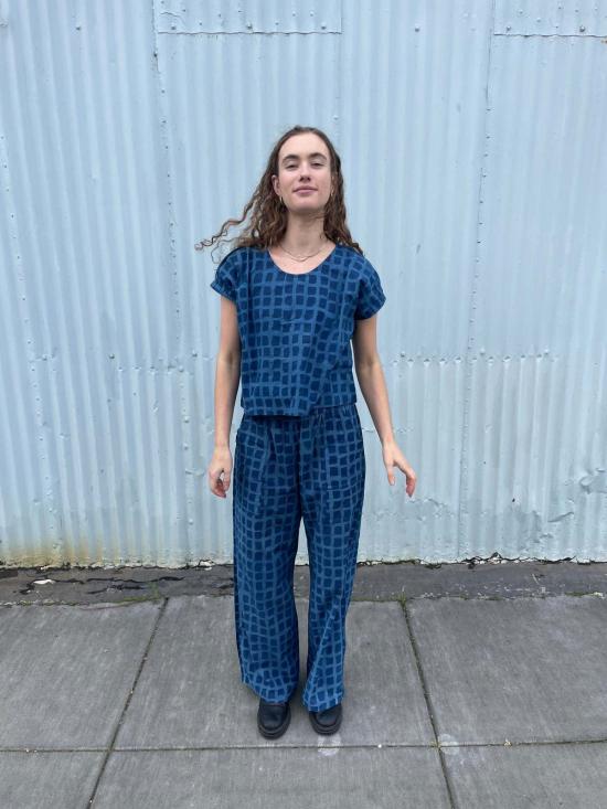  해피 프렌치 갱 블라우스 즐리아 탑 인디고 - HAPPY FRENCH GANG