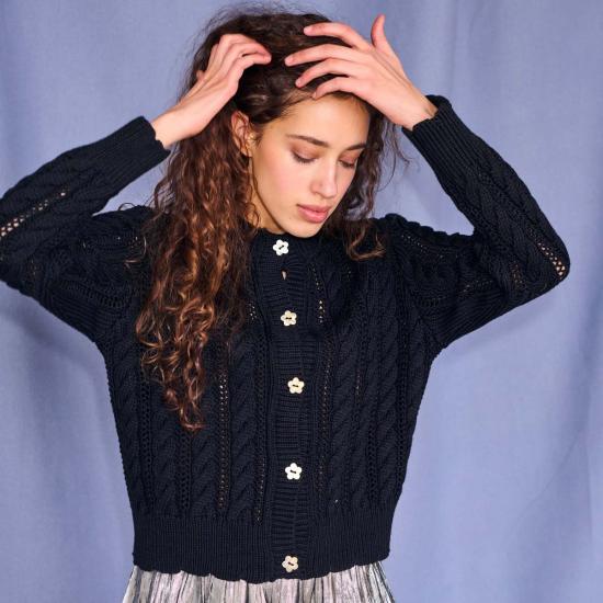  지지 니트웨어 가디건 Gigi 니트웨어 Ailis 아일렛 카디건
