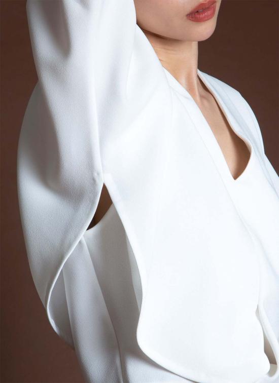  카렘 민소매 티셔츠 레몬그라스 더블 폴드 돌먼 V넥 탑 화이트 - KAAREM