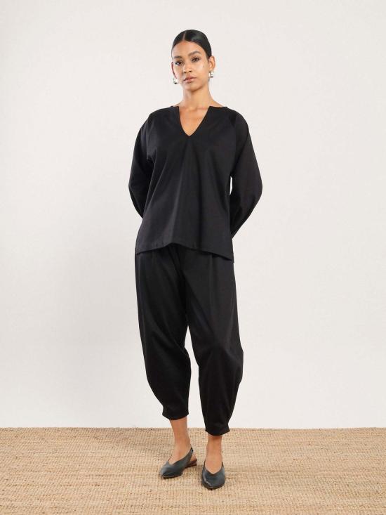  나지라 긴팔 티셔츠 비바 탑 - NAZEERAH