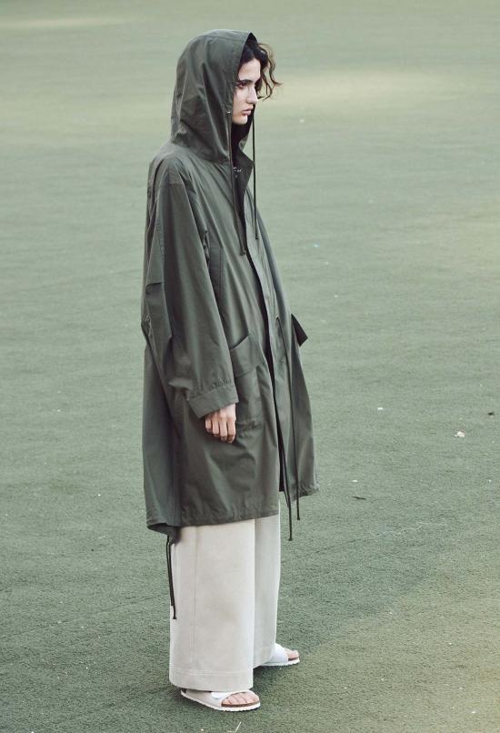  율리아 옌츠슈 패딩 줄리아 젠츠쉬 빌리 라이트 테크니컬 아우터웨어 후드 밀리터리 스타일 파카 그린 - JULIA JENTZSCH