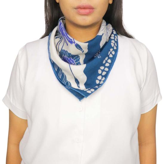  카시 코옵 머플러/스카프 Kasih Coop 전체 손으로 그린 바틱 툴리스 두건 Pagi Sore 히비스커스 양귀비 꽃 - KASIH COOP