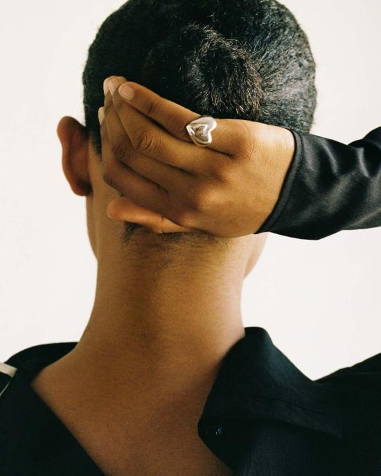  아니카 이네즈 반지 더 큰 하트 - ANNIKA INEZ