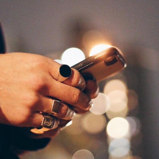  타린 토마스 반지 에버렛 링 블랙 오닉스 - TARIN THOMAS