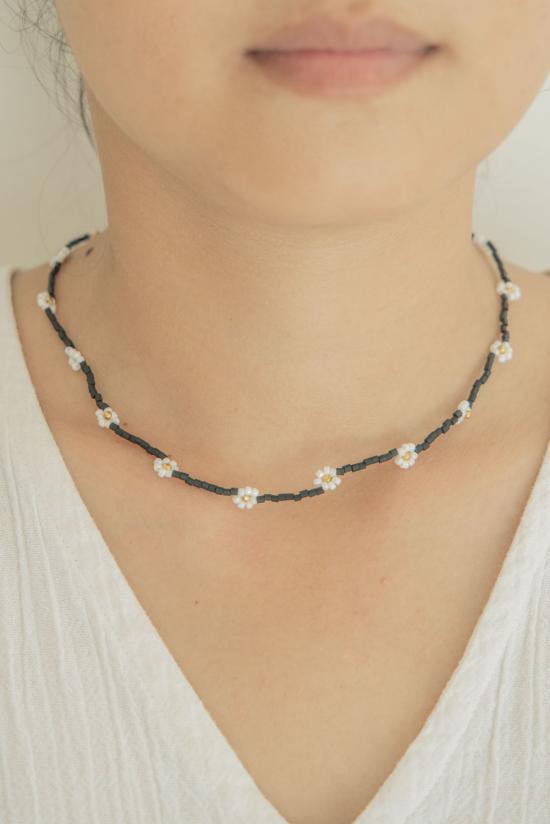  빌리지 스라이브 목걸이/팬던트 플로라 비즈 목걸이 - VILLAGE THRIVE