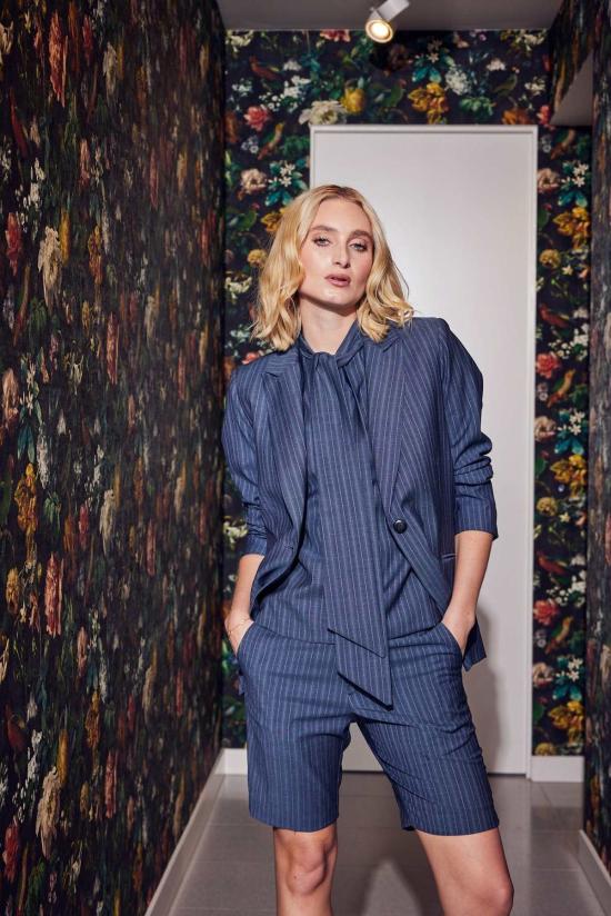  Lindsay Nicholas New York 블라우스 린지 니콜라스 뉴욕 보우  스틸 블루 핀스트라이프 - OTHER BRANDS