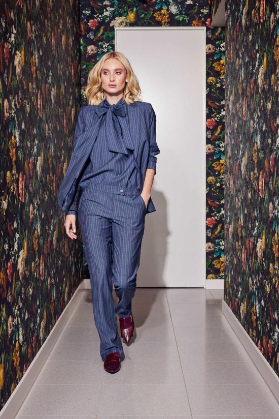  Lindsay Nicholas New York 블라우스 린지 니콜라스 뉴욕 보우  스틸 블루 핀스트라이프 - OTHER BRANDS