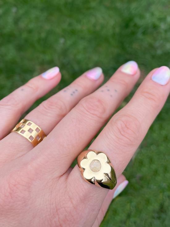  레이첼 길버트 반지 길버트 오팔 데이지 시그넷 링 - RACHEL GILBERT