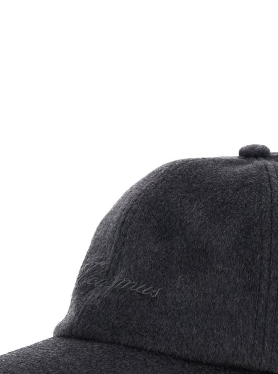 자크뮈스 모자 Jacquemus La Casquette Cachemiro 야구  그레이 - JACQUEMUS