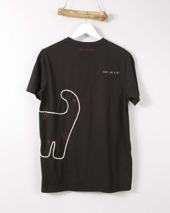  Cats with a Heart 반팔 티셔츠 하트를 가진 고양이 아미가 자수 티셔츠 블랙 - OTHER BRANDS