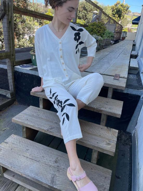  Happy French Gang 점프수트 해피 프렌치 갱 핸드페인팅  크림 - OTHER BRANDS